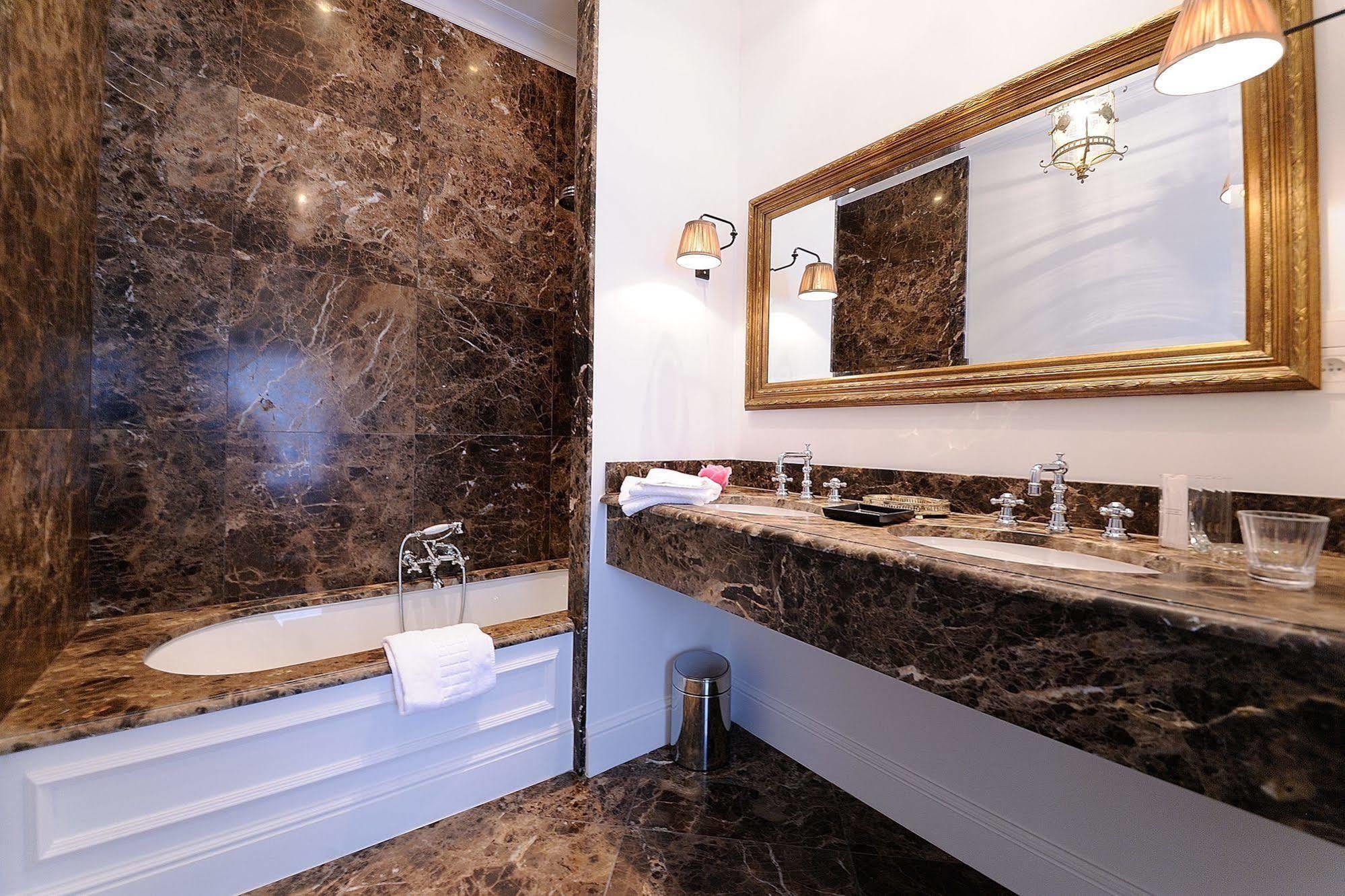 B&B Jvr 108 Антверпен Екстериор снимка
